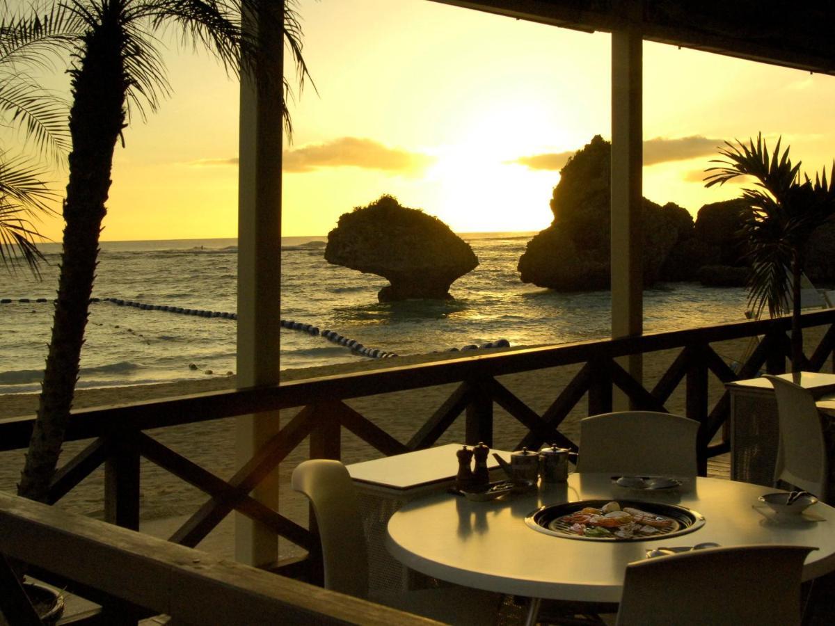 호텔 니코 알리빌라 요미탄 외부 사진 Sunset at the Bayside Restaurant